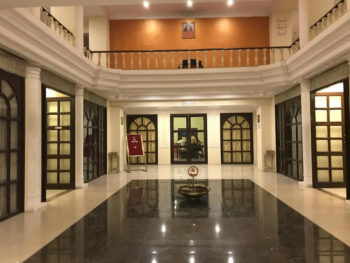 Hotel De Paris Varanasi